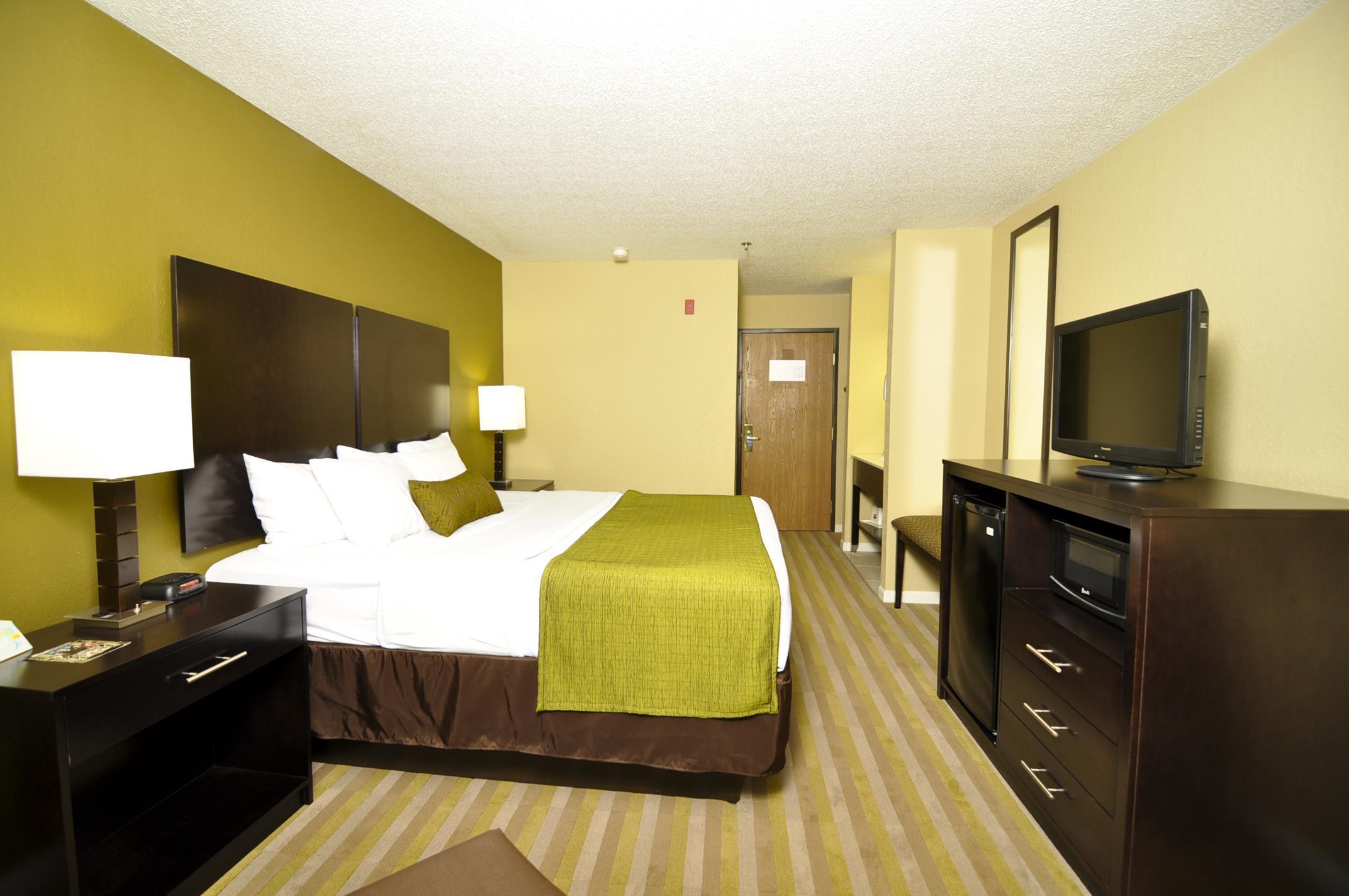 Best Western Norwalk Exterior photo