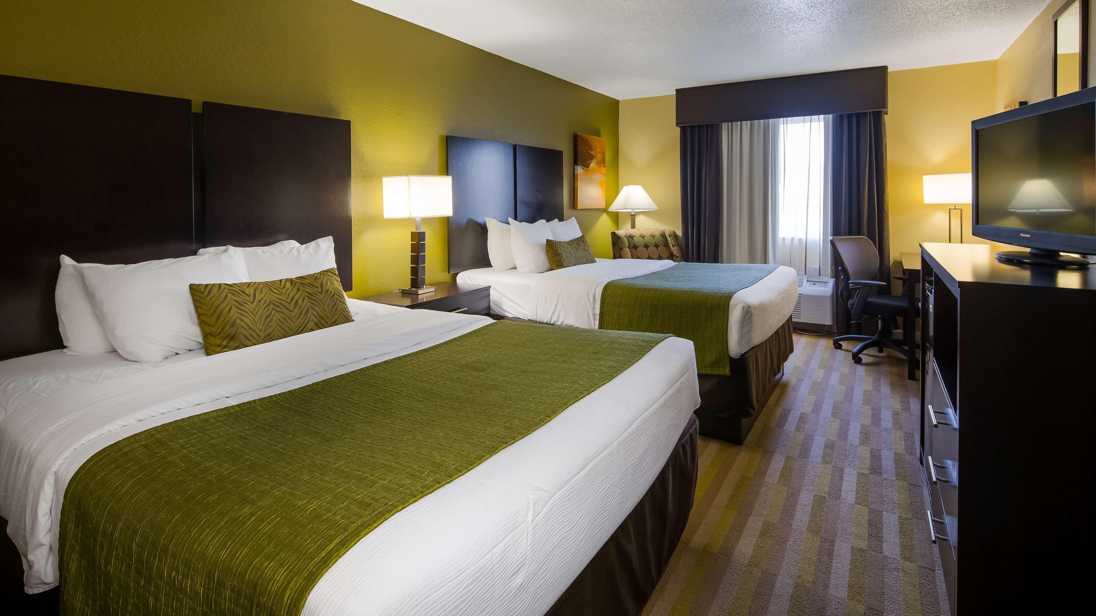 Best Western Norwalk Exterior photo