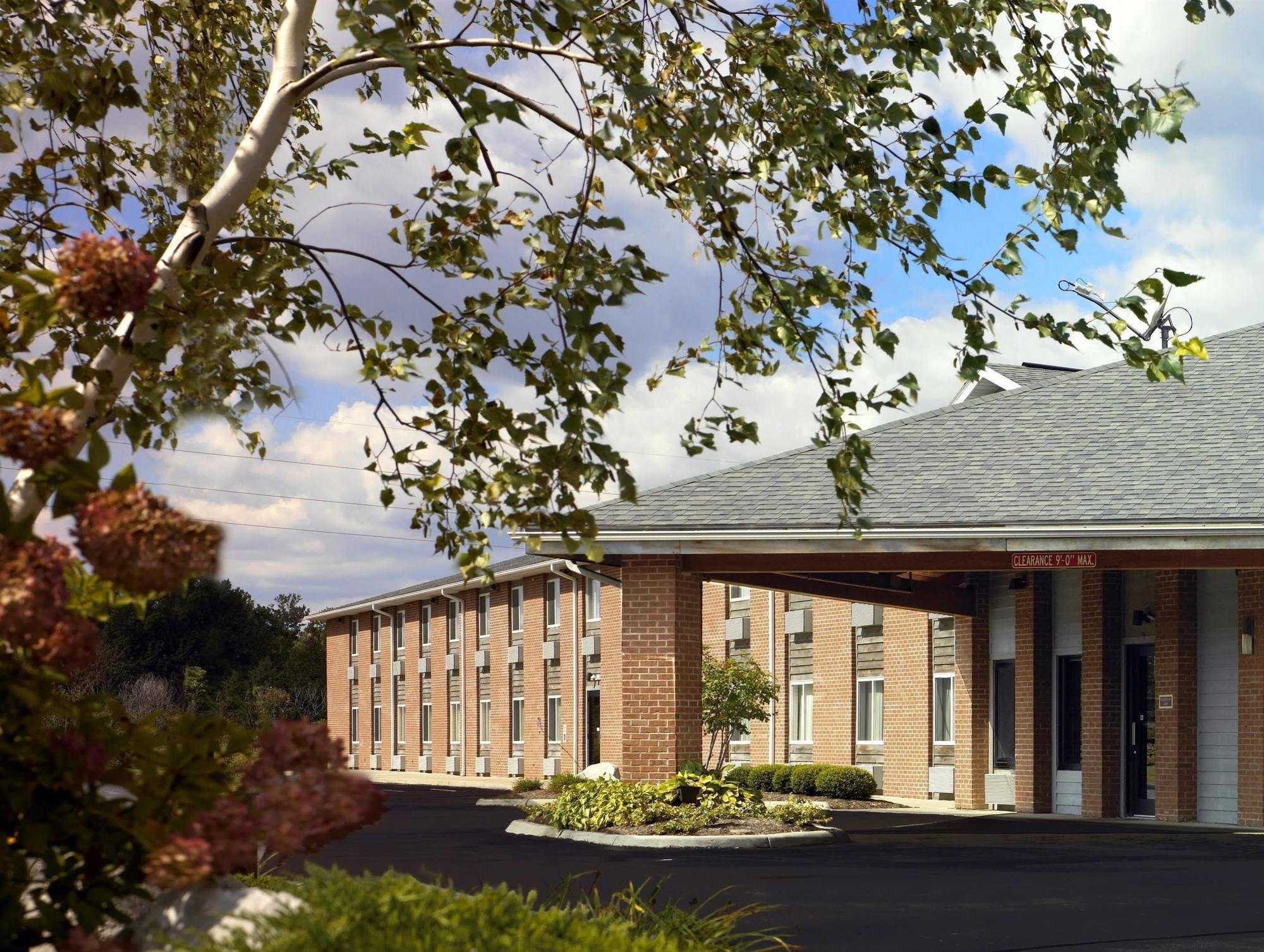 Best Western Norwalk Exterior photo